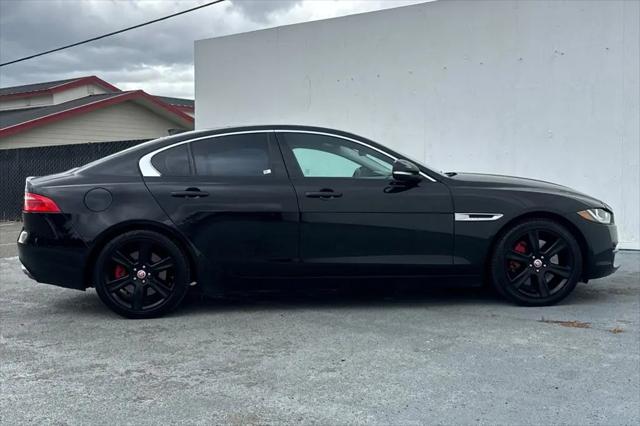 2017 Jaguar XE 35t Premium