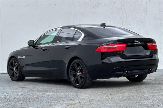 2017 Jaguar XE 35t Premium
