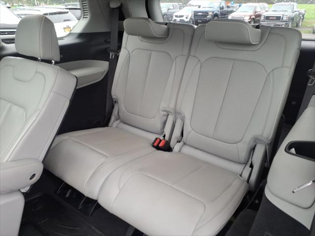 2022 Jeep Grand Cherokee L Overland 4x4
