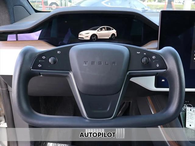 2022 Tesla Model X Plaid Tri Motor All-Wheel Drive