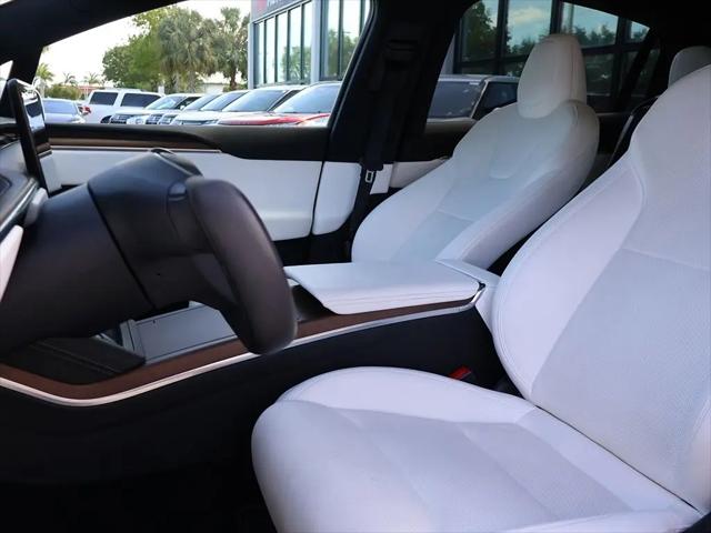 2022 Tesla Model X Plaid Tri Motor All-Wheel Drive