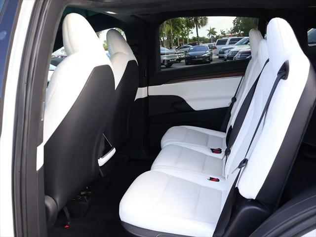 2022 Tesla Model X Plaid Tri Motor All-Wheel Drive