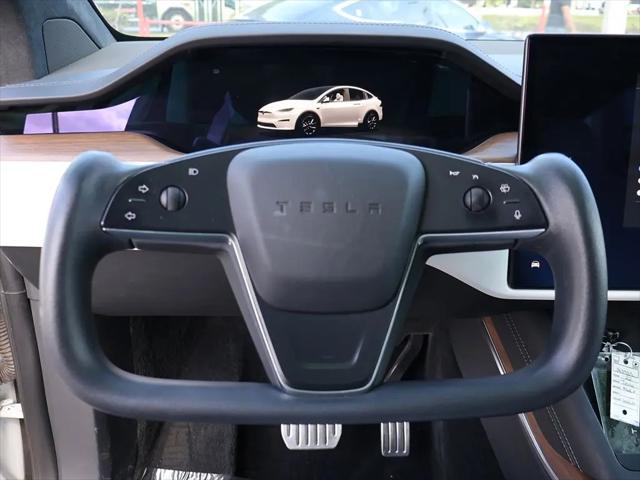 2022 Tesla Model X Plaid Tri Motor All-Wheel Drive