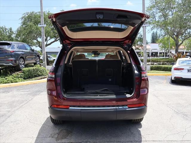 2022 Jeep Grand Cherokee L Limited 4x4