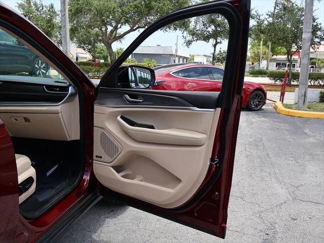 2022 Jeep Grand Cherokee L Limited 4x4
