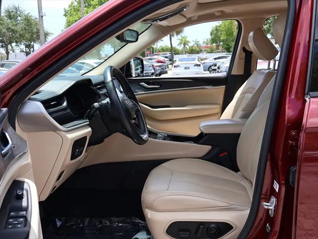 2022 Jeep Grand Cherokee L Limited 4x4