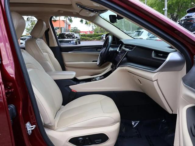 2022 Jeep Grand Cherokee L Limited 4x4