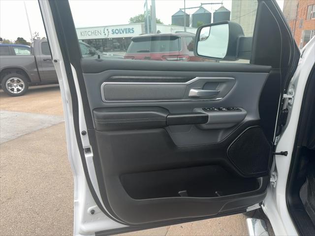 2022 Ram 1500 Big Horn Crew Cab 4x4 6'4" Box