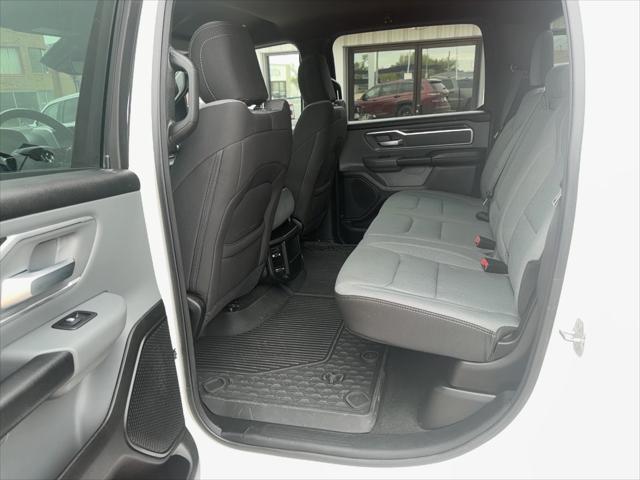 2022 Ram 1500 Big Horn Crew Cab 4x4 6'4" Box