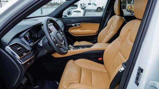 2023 Volvo XC90 B6 Ultimate 7-Seater