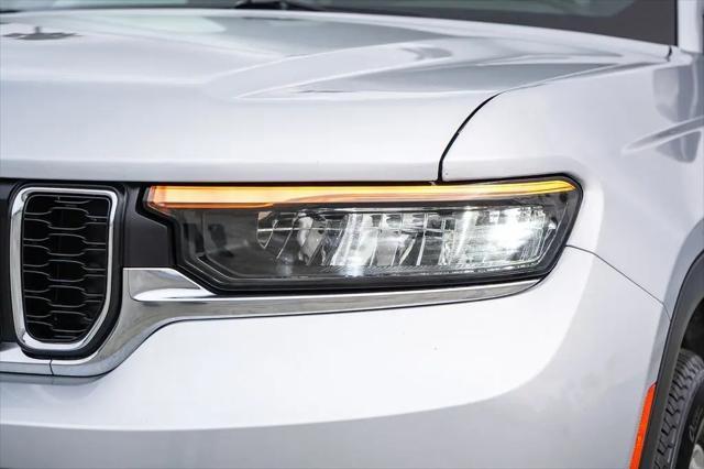 2024 Jeep Grand Cherokee L Laredo 4x4