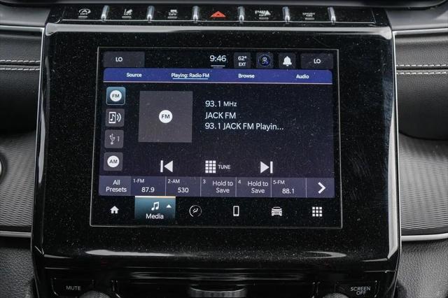 2024 Jeep Grand Cherokee L Laredo 4x4