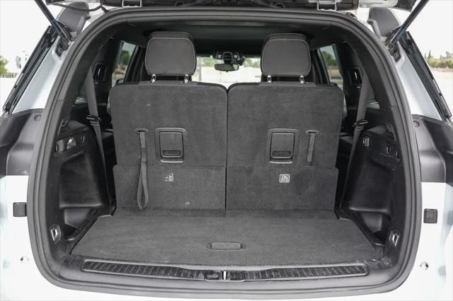 2024 Jeep Grand Cherokee L Laredo 4x4