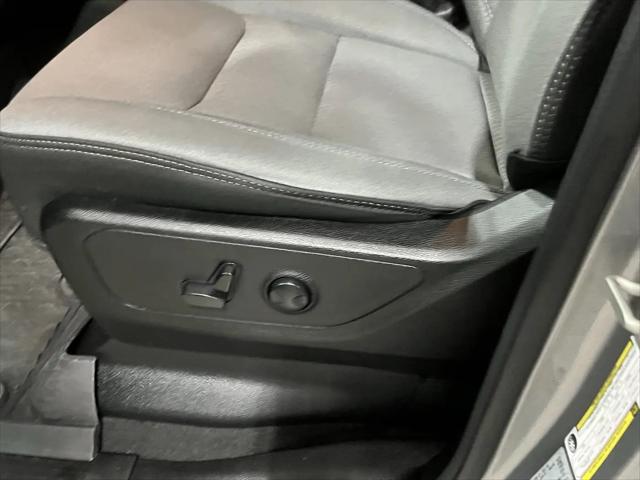 2023 Ram 1500 Big Horn Crew Cab 4x4 5'7" Box