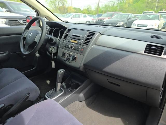 2009 Nissan Versa 1.8S