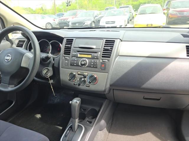 2009 Nissan Versa 1.8S