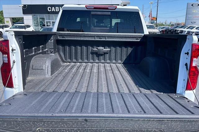 2026 Chevrolet Silverado 1500 4WD Crew Cab Standard Bed LT