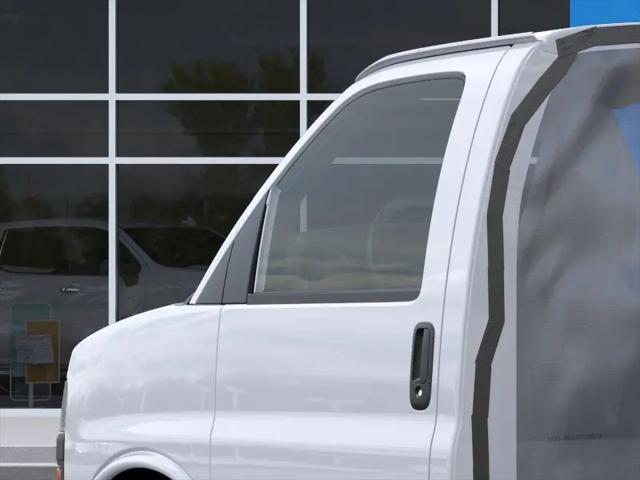2025 Chevrolet Express Cutaway Work Van