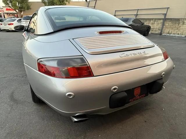 2000 Porsche 911 911 Carrera