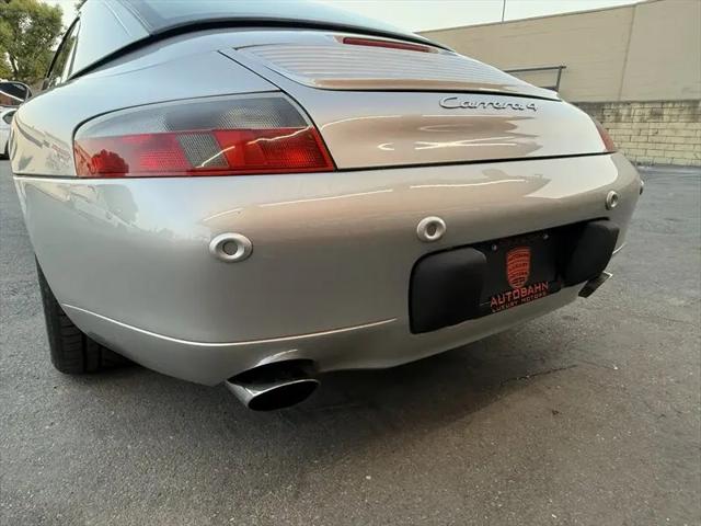 2000 Porsche 911 911 Carrera