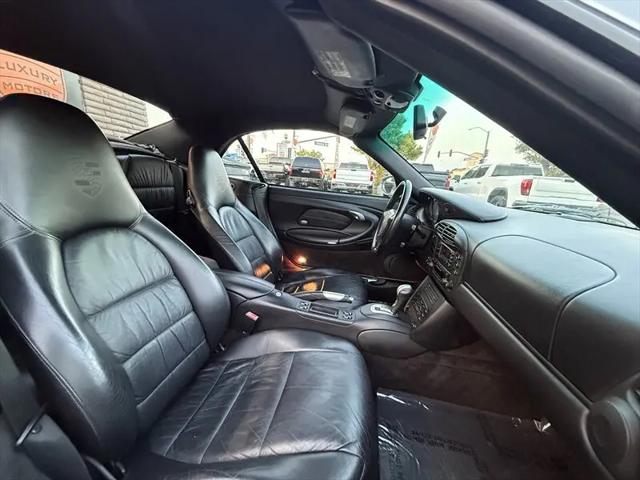 2000 Porsche 911 911 Carrera