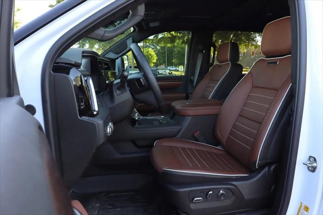2026 GMC Sierra 3500HD Crew Cab, Long Bed, Denali Ultimate DRW, 4WD