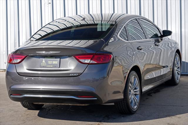 2015 Chrysler 200 Limited