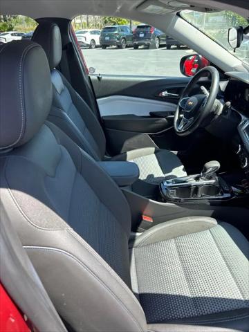 2025 Chevrolet Trax FWD LT