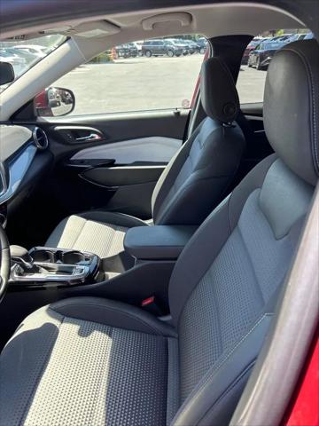 2025 Chevrolet Trax FWD LT