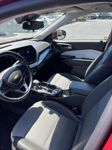 2025 Chevrolet Trax FWD LT