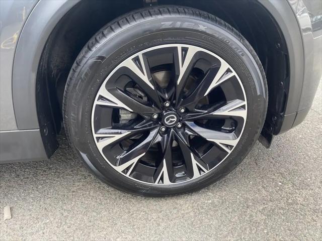 2024 Mazda X-90 Premium Plus