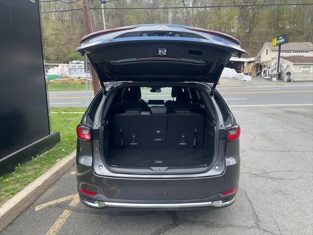 2024 Mazda X-90 Premium Plus
