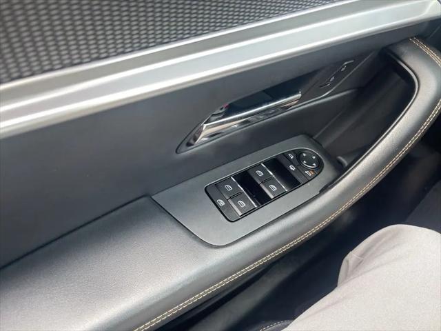 2024 Mazda X-90 Premium Plus