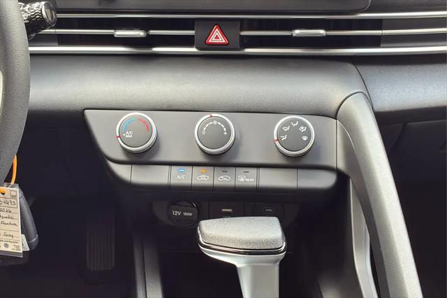 2026 Hyundai Elantra SE