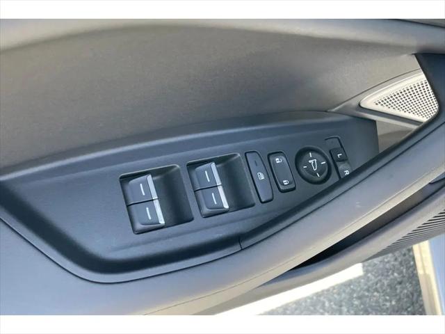 2025 Acura TLX Technology Package
