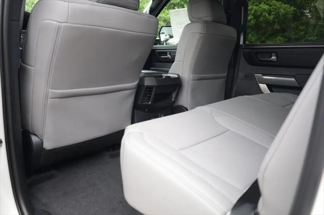 2026 Toyota Tundra SR5 CrewMax 5.5' Bed