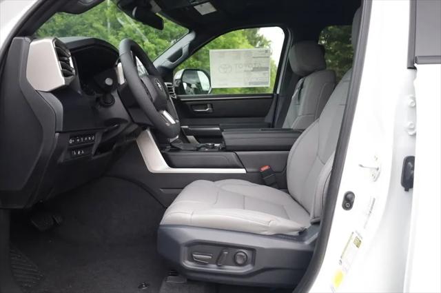 2026 Toyota Tundra SR5 CrewMax 5.5' Bed