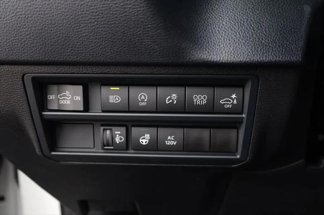 2026 Toyota Tundra SR5 CrewMax 5.5' Bed
