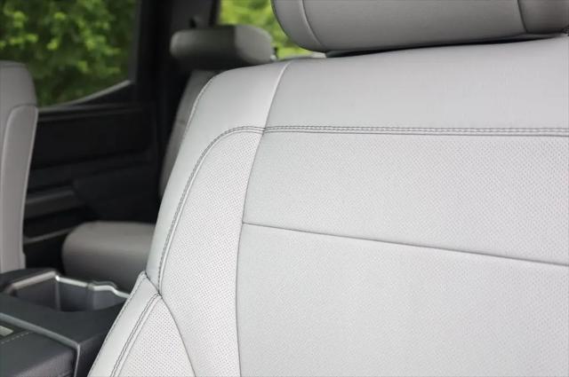 2026 Toyota Tundra SR5 CrewMax 5.5' Bed