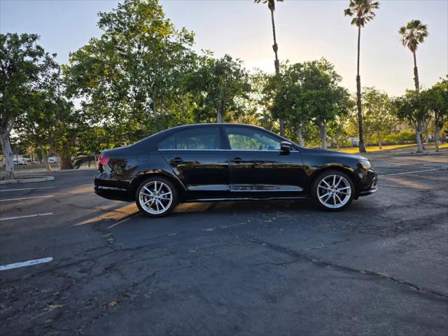 2017 Volkswagen Jetta 1.8T SEL