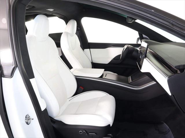 2023 Tesla Model X Plaid Tri Motor All-Wheel Drive