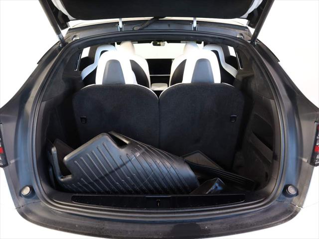 2023 Tesla Model X Plaid Tri Motor All-Wheel Drive