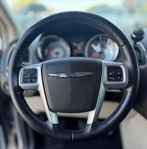 2011 Chrysler Town & Country Touring-L
