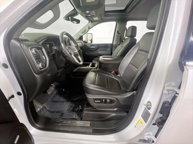 2022 GMC Sierra 2500HD 4WD Crew Cab Standard Bed Denali