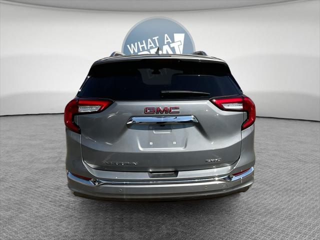 2024 GMC Terrain AWD Denali