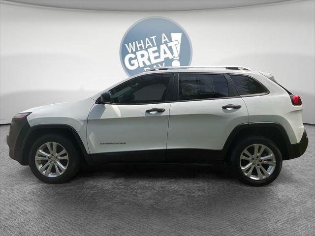 2015 Jeep Cherokee Sport