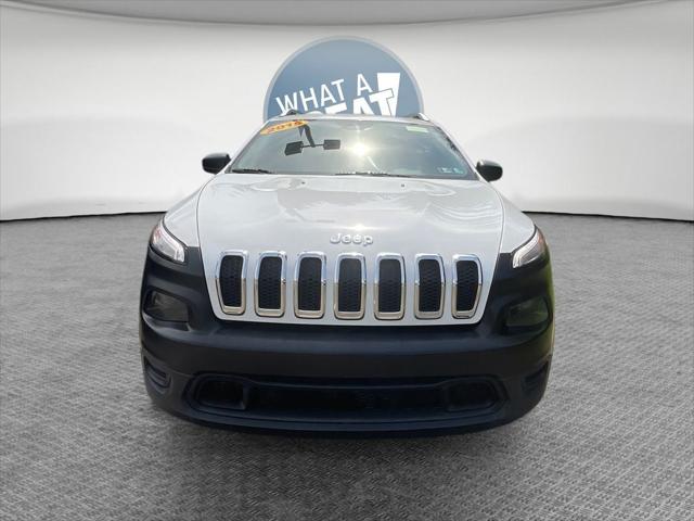 2015 Jeep Cherokee Sport