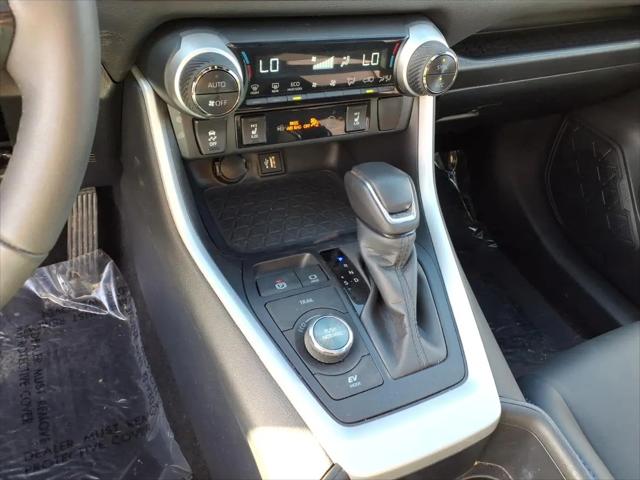 2025 Toyota RAV4 Hybrid XSE