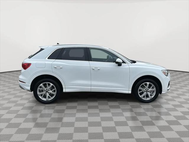 2023 Audi Q3 Premium 40 TFSI quattro Tiptronic