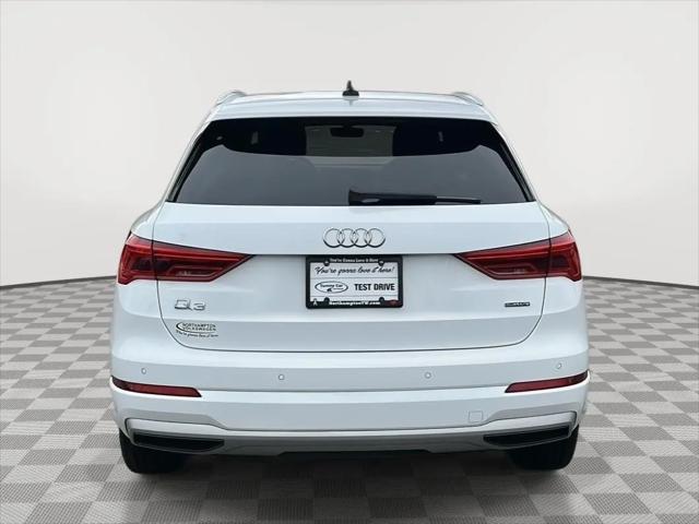 2023 Audi Q3 Premium 40 TFSI quattro Tiptronic